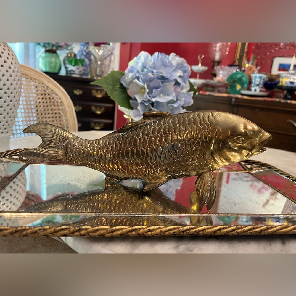Vintage Brass Chinese Koi Carp Fish Lovely Figural Sculpture, Mid-Century